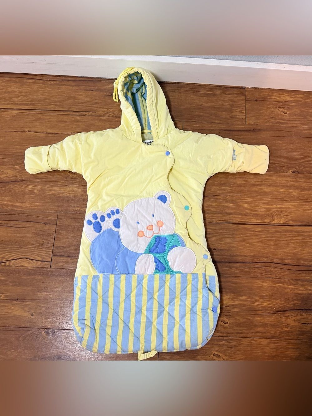 Vintage London Fog Baby Snowsuit Bunting 0-6 months Yellow Blue Bear Vtg